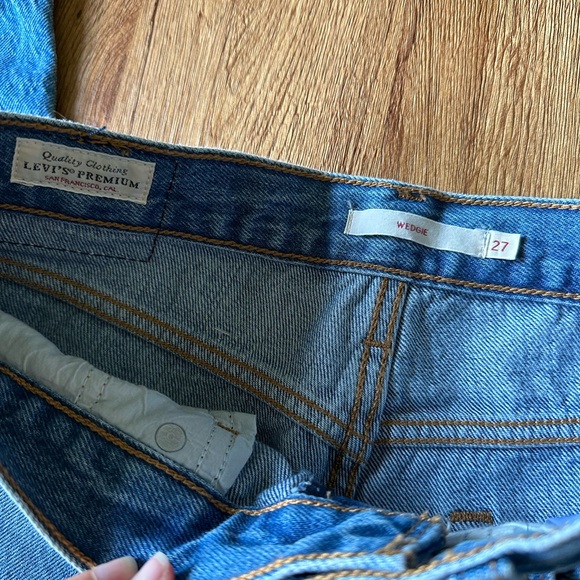 Levi's Wedgie Icon High-Rise Jeans - Picture 7 of 7